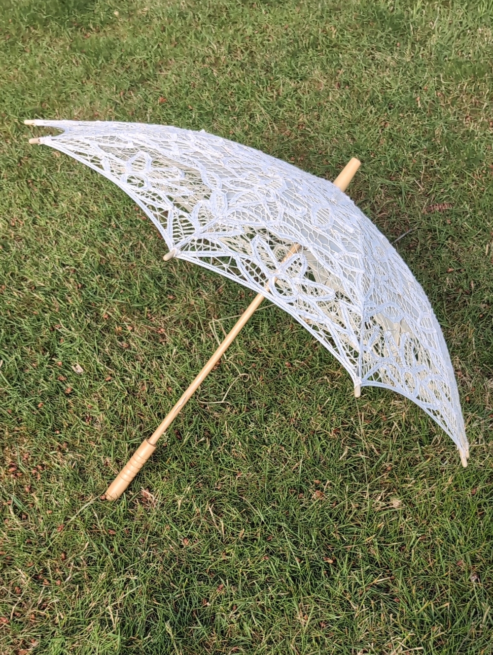 Ivory Lace Parasol with Wooden Handle